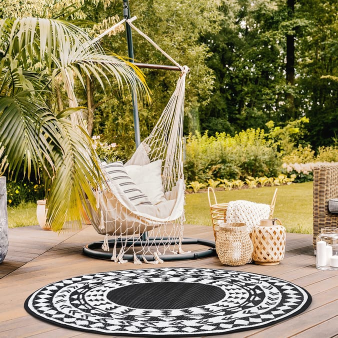 The Outdoor Living Collection Outdoor Round Garden Rug Black, 29597
