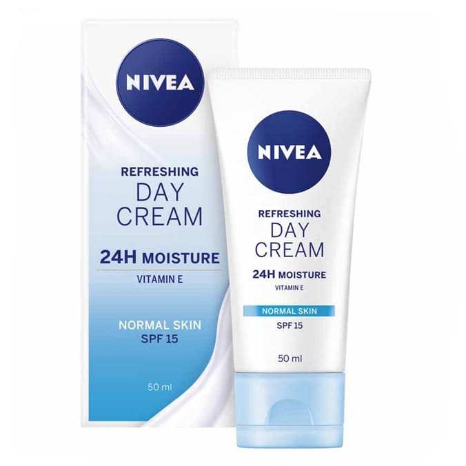 Nivea Visage Light Moisturising Day Cream 50ml moisturisers