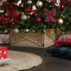 Festive Feeling: Wooden Tree Skirt