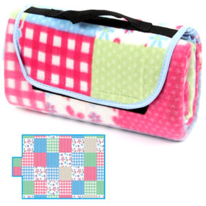 Picnic Blanket Pink Flowers Home Bargains