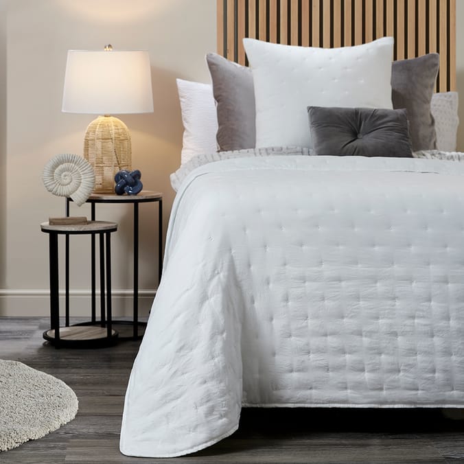 Home Collections Hotel Dot Blanket White, blanket, warm, cosy, dot