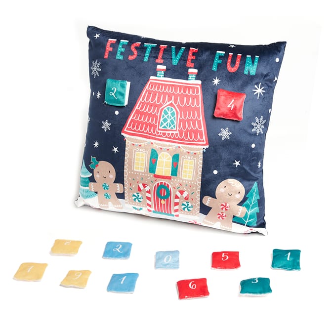 Home bargains 2024 christmas cushions