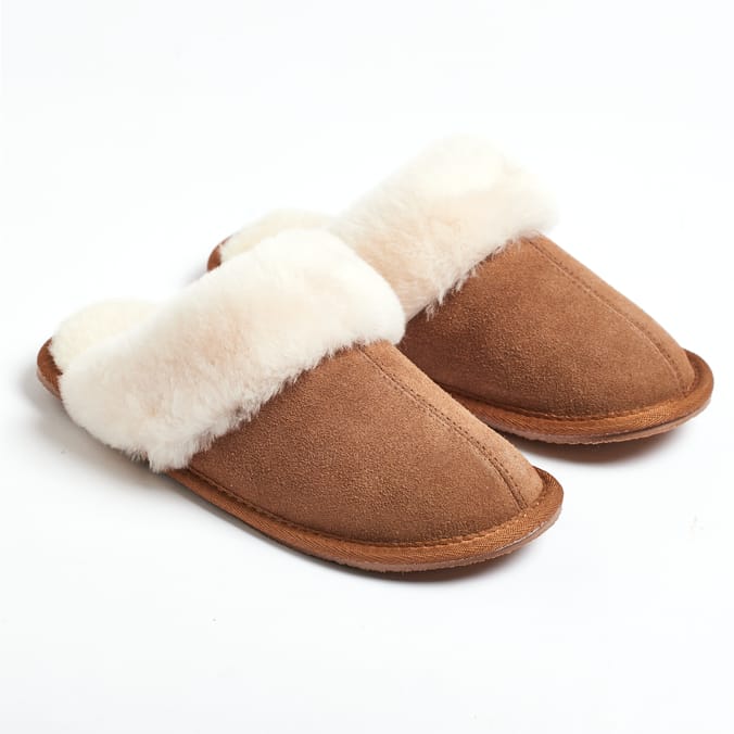 Snugglers by Totes: Women's Sheepskin Slippers, slippers, mens, loungewear, slip ons, Snugglers by Totes Women's Sheepskin Slippers - Size Medium, Snugglers by Totes Women's Sheepskin Slippers - Size Medium/ Large, 5017414206138,